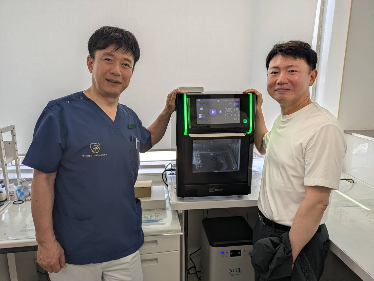 当院にCADCAM加工機(ミリングマシーン)が導入されました。